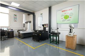 模具测量室.jpg 模具测量室.jpg